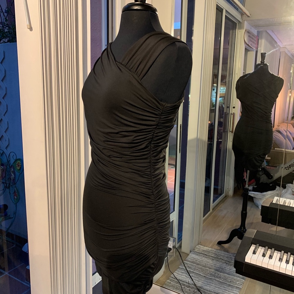 Bebe Dress - Picture 5 of 6